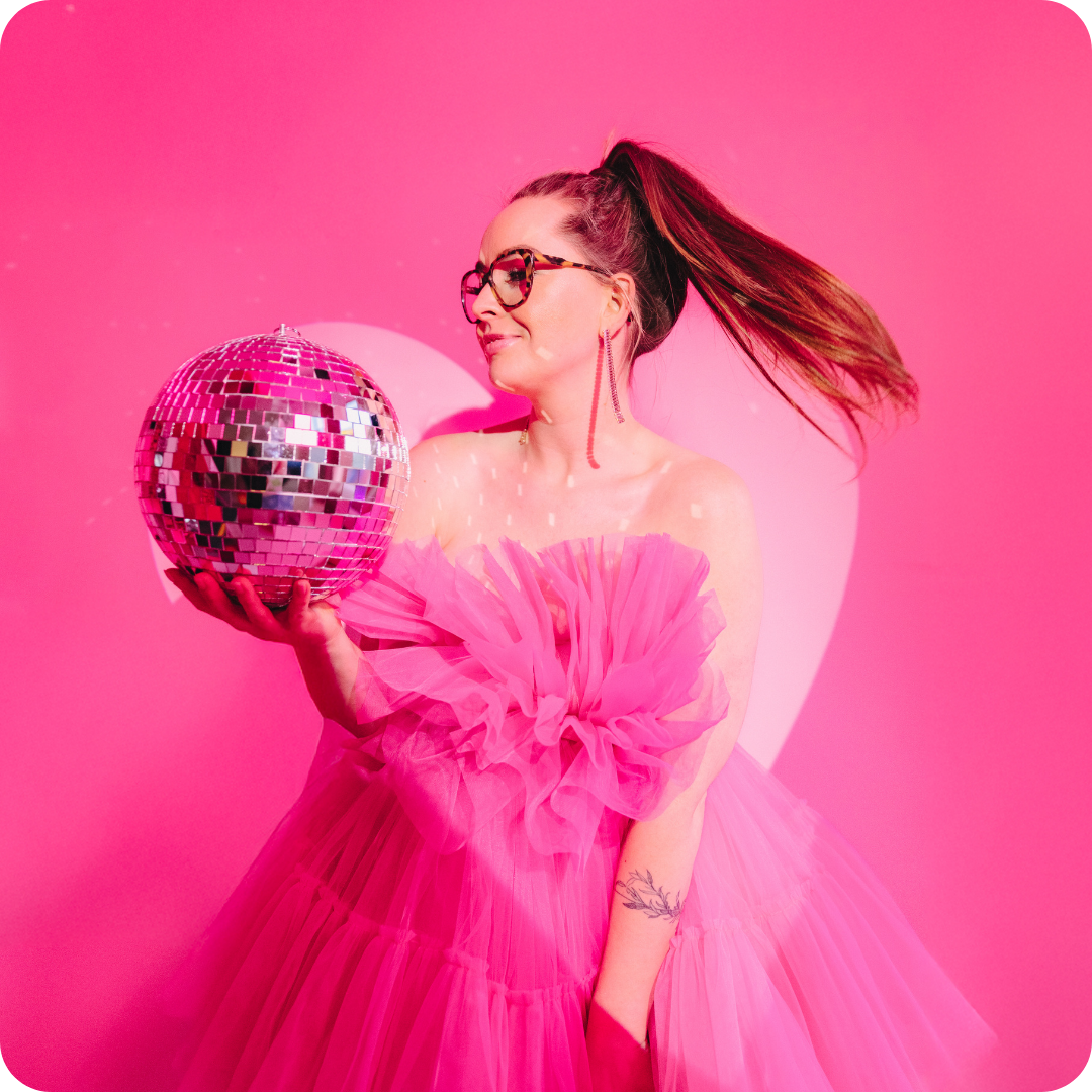 square - puck heart disco pink